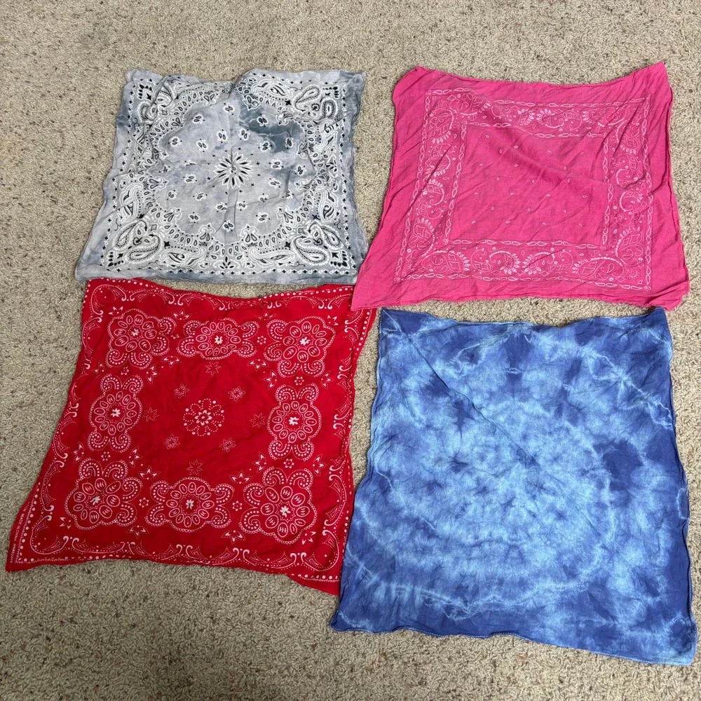 Lot of 4 Paisley and Tie Dye Bandanas Red Pink Blue Grey Head Scarf Accessory